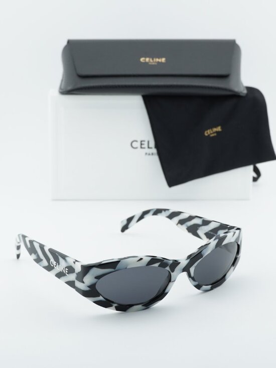 Celine CL40288I 04A Cat Eye Sunglasses– Black and White Zebra\\Grey main image 7